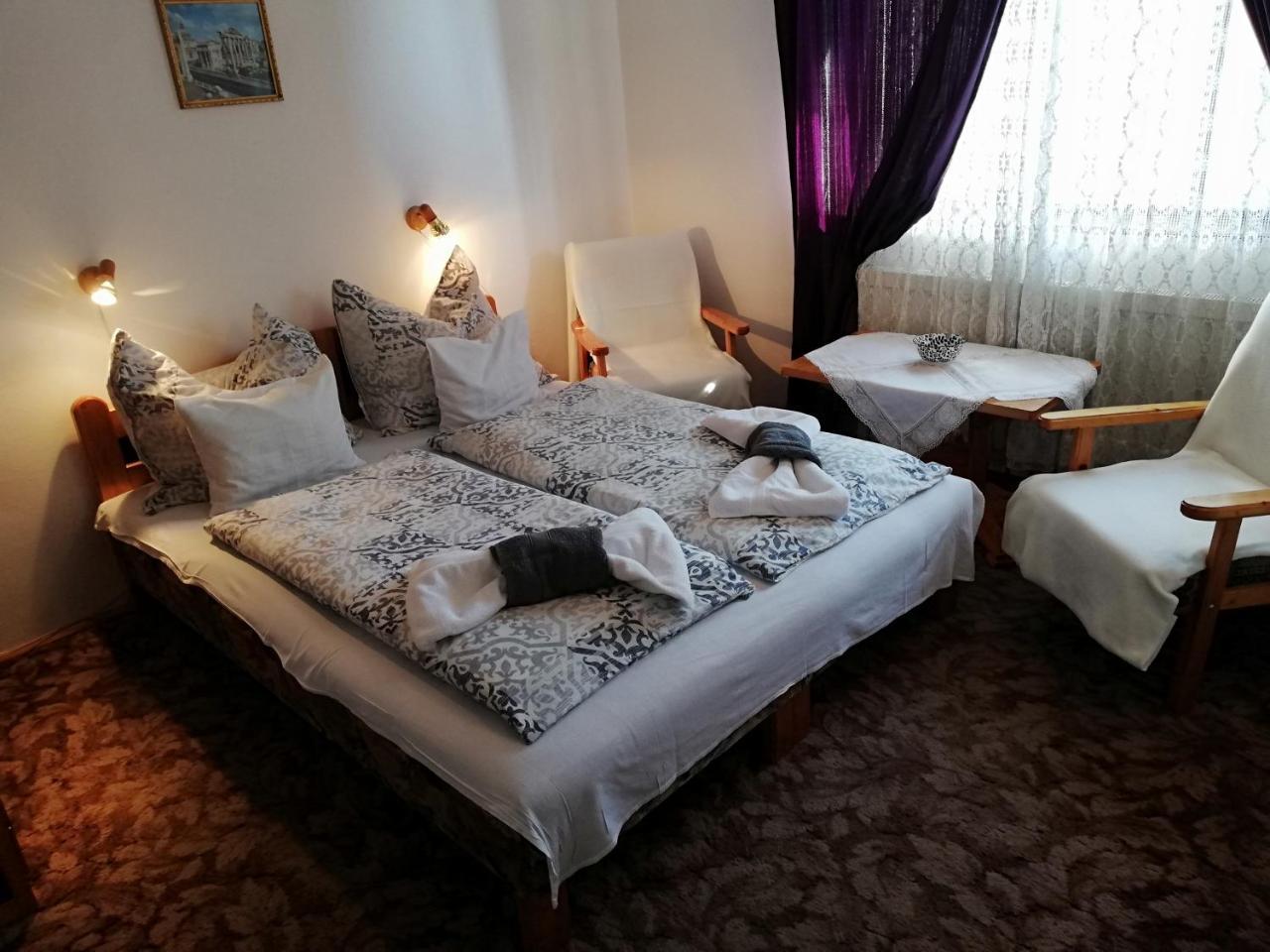 Szekely Szallas Gyula Luaran gambar